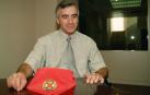 Félix Zalba, tras su nombramiento como presidente de los donantes de sangre, en 1998