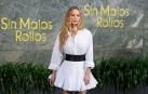 La actriz Jennifer Lawrence posa durante la presentación de la cinta "Sin malos rollos"
