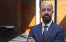 El doctor Noor Ul Owase Jeelani, minutos antes de impartir una conferencia en la Facultad de Ciencias de la Universidad de Navarra