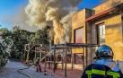 Bomberos de la Comunidad de Madrid trabajando en un incendio en la residencia San Francisco de Asís, en Torrelodones