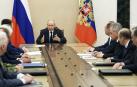 El presidente ruso Vladimir Putin se reúne con los jefes de los servicios de seguridad rusos en Moscú