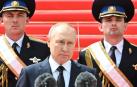 El presidente ruso, Vladimir Putin, se dirige a los miembros de las unidades militares rusas, la Guardia Nacional y los servicios de seguridad para rendir homenaje a las fuerzas armadas, que mantuvieron el orden durante el reciente motín del grupo Wagner