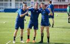 Moncayola, Unai García y David García celebran su victoria en el fútbol tenis