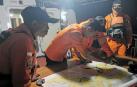 Integrantes del equipo de rescate del navío