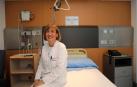 La neuróloga y neurofisióloga Elena Urrestarazu, en la Unidad de sueño de la Clínica Universidad de Navarra.