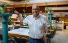 Enrique Maya, este miércoles, en la Oficina de Rehabilitación, donde regresa tras 24 años fuera