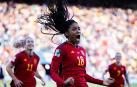 Salma Paralluelo celebra el tanto de la victoria frente a Países Bajos