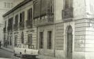 La casa de baños, que hacía esquina, fue derribada en 1969