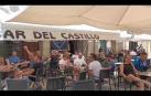 Aficionados del Brujas en la plaza del Castillo