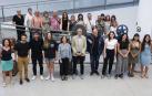 Ignacio Apezteguia, director general de Cultura - Institución Príncipe de Viana, junto a los autores de los cortometrajes seleccionados