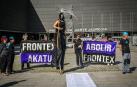 Performance realizada por colectivos antirracistas en Pamplona con motivo de la celebración de la reunión de la Agencia para la Guardia Europea de Fronteras y Costas (Frontex)