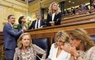 Montse Mínguez, en la parte superior de la imagen, junto a Patxi López y Pedro Sánchez en la bancada socialista