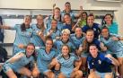 Las jugadoras de Osasuna Femenino celebran su triunfo ante el Barcelona B