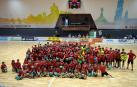 Imagen de los jugadores del Club Balonmano Bardenas sobre el parqué del pabellón Ciudad de Tudela