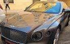 Un Bentley incautado en la operación, valorado en 300.000 euros