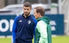 Iker Muñoz y Jagoba Arrasate, en un entrenamiento en Tajonar