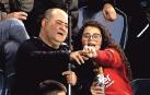Alfredo Ezpeleta y su hija Elizabeth en un momento del Osasuna-Granada