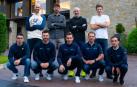 Miembros del equipo de rendimiento de Movistar Team en su primera concentración de pretemporada en el Castillo de Gorráiz