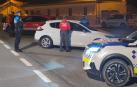 Agentes de la Policía Foral y Policía Municipal de Corella en un control