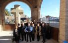 Autoridades e integrantes del coro Joaquín Gaztambide en el Humilladero, una vez concluida su recuperación completa.