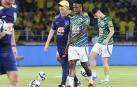 Vinícius Junior se retira con un médico de Brasil tras la lesión