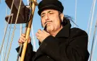 El artista italiano Tonino Carotone actúa esta tarde en la sala Zentral.