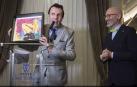 Jesús Mª Montes-Fernández, junto a Modesto Lomba tras recibir el premio