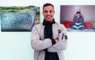 La historia de Mohamed Ounasser (21 años) integra la exposición “Nieva ceniza” que  se puede ver estos días en el Civivox de Iturrama (Pamplona) hasta el 30 de diciembre.