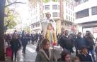 Numerosas familias acompañan a la comparsa en su última salida del año con motivo de la festividad de San Saturnino
