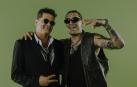 Fotografía cedida por Nevarez Communications donde aparecen los cantantes colombianos Carlos Vives y Ryan Castro