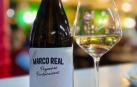 Uno de los vinos de Bodegas Marco Real perfecto para postres.
