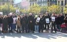 La manifestación de compañeros y amigos, a la que también ha asistido la hermana de Amorín, ha partido de la plaza de la Libertad y ha recorrido por completo la avenida de Carlos III hasta llegar a la plaza del Castillo