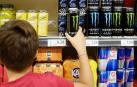 El consumo de bebidas energéticas en menores de entre 14 y 18 años alcanza sus mayores cifras en 2023, con un 54,4% en hombres y un 40,7% en mujeres, según datos del informe ESTUDES