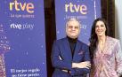 Ramón García y Jennifer Hermoso, durante la presentación de la programación navideña de RTVE