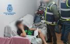Detenido en Alcorcón por retratar desnuda a la hija menor de su pareja mientras dormía y distribuir las fotos