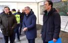 Pedro López, Óscar Chivite y el director de servicio Jesús Polo, en noviembre en un tramo de la N-12