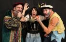 Iluna estrena en la ENT la obra de teatro familiar 'Salvemos los cuentos'.
