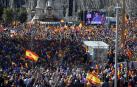 Miles de manifestantes se congregan en la plaza de España de Madrid, donde el PP ha convocado una concentración en contra de la amnistía y en "defensa de un país de ciudadanos libres e iguales"