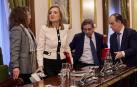 Carmen Alba y García Adanero, del PP, a ambos extremos de Cristina Ibarrola y Carlos Salvador, de UPN