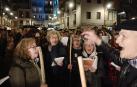 Los coros de Muthiko Alaiak, Iruña Taldea Abesbatza, Jarauta Kantuz y Ortzadar Elkartea se han unido este domingo por la tarde en la plaza consistorial para interpretar las tradicionales coplas de Santa Águeda