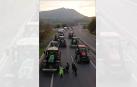 Vídeo con el corte de los tractoristas en Villatuerta