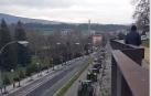 La columna de tractores que provenía de la avenida de Navarra se dirige hacia Zizur