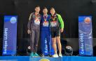Asier Martínez, con Enrique Llopis y Carlos Osés en el podio
