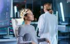 Telepathy lleva una batería que se recarga externamente y dispone de 1 024 electrodos, distribuidos en 64 hilos, que transmiten las medidas de la actividad cerebral de forma inalámbrica