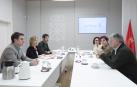 Reunión de la consejera Amparo López con representantes de la asociación Aralar y la Federación FEJAR, de ayuda y prevención de la ludopatía y jugadores y jugadoras de azar rehabilitados