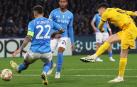 Con este derechazo logró el 0-1 Robert Lewandowski contra el Nápoles.