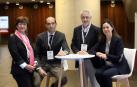 Itziar Bueno, Joaquín Manrique (jefe Nefrología HUN), Emilio Sánchez y Mª Fernanda Slon.