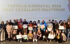 Los premiados y premiadas se fotografiaron al término de la gala con los representantes municipales