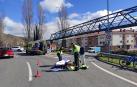 Agentes de la Guardia Civil, en el lugar del atropello