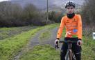 El alsasuarra Iker Mintegi, poco antes de comenzar un entrenamiento al lado de Alsasua.